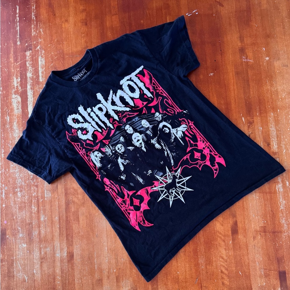 Slipknot Black and Red Graphic T-Shirt